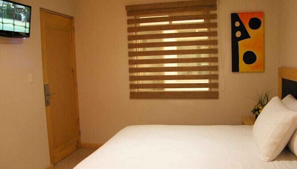Rymma Hotel 8/16