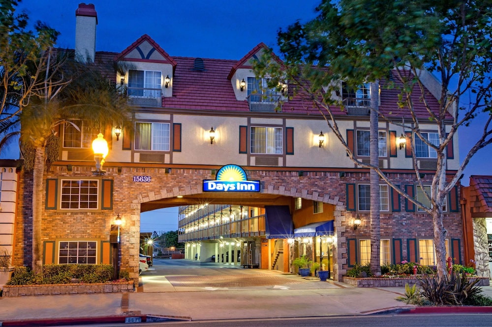 Days Inn By Wyndham Los Angeles Lax Redondo Manhattan Beach 3/56