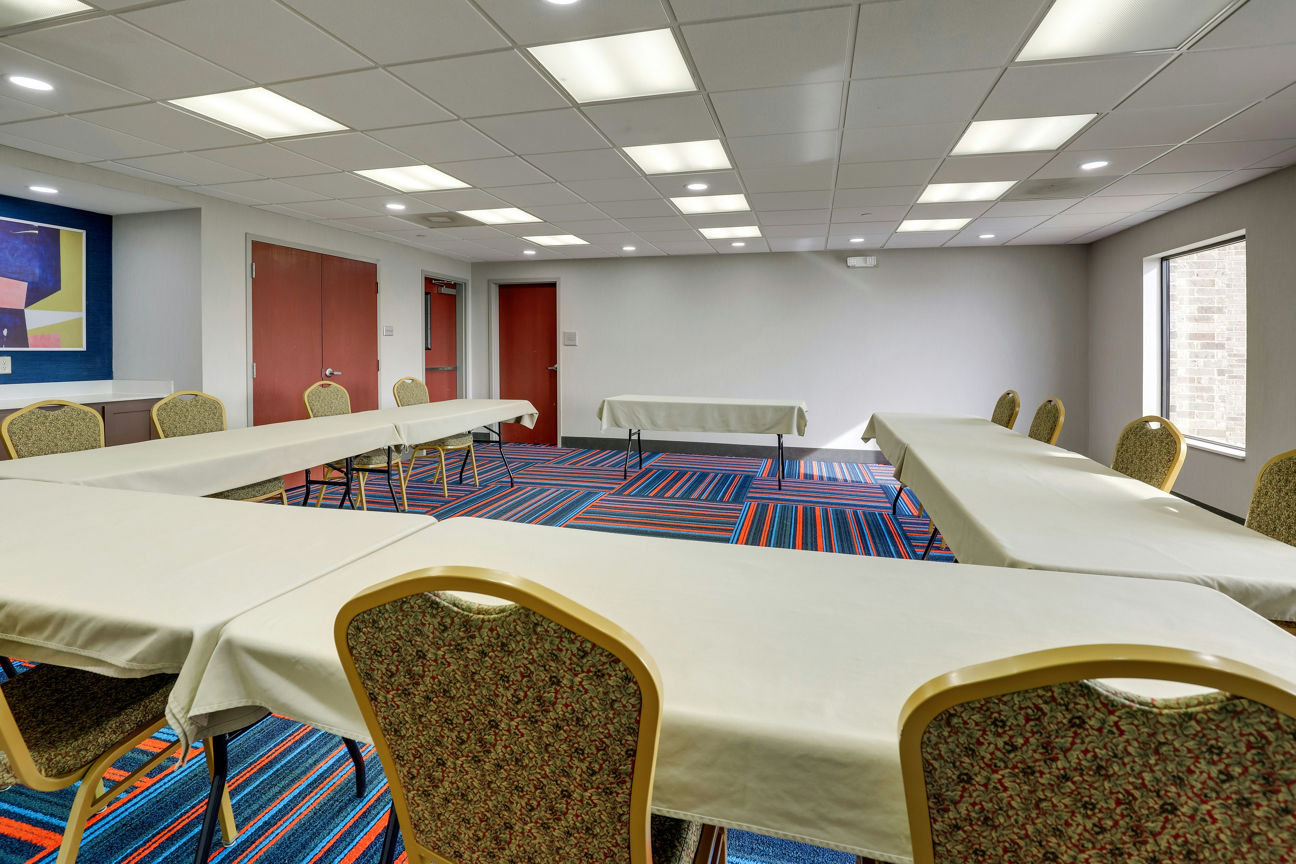 Hampton Inn & Suites St. Louis-Edwardsville 57/69