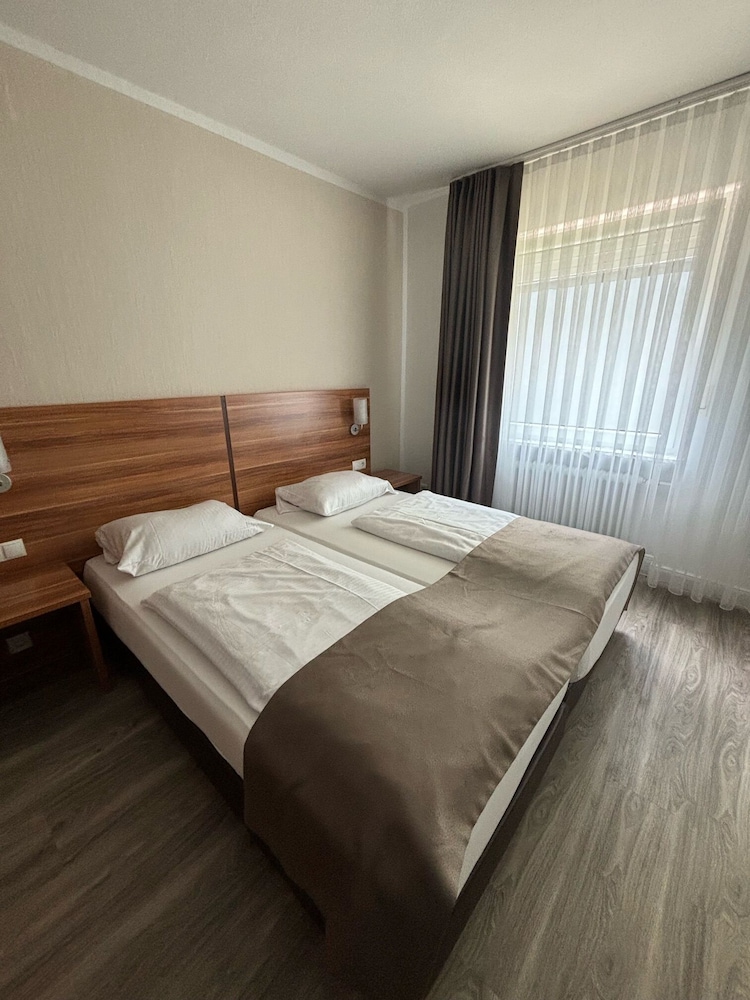 Hotel Schlangenbader Hof 4/20