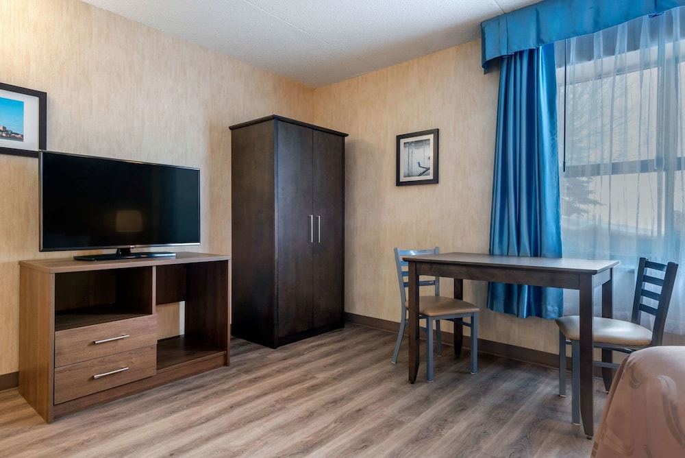 Quality Suites Quebec 27/35