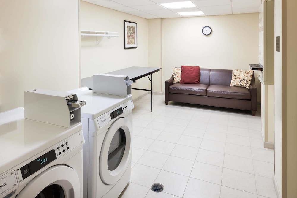 Fairfield Inn Suites Jacksonville Butler Boulevard 26/50