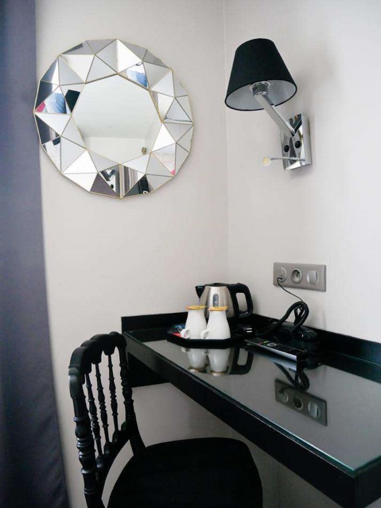 HOTEL BONSEJOUR MONTMARTRE 47/59