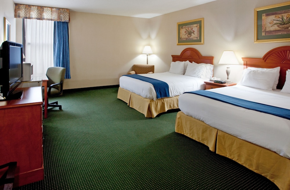 Holiday Inn Express Anderson-I-85 Exit 27-Hwy 81 5/34