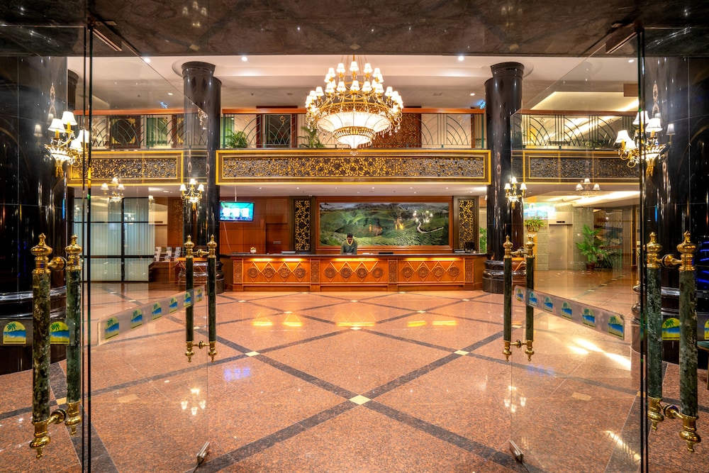 Century Pines Resort 7/50