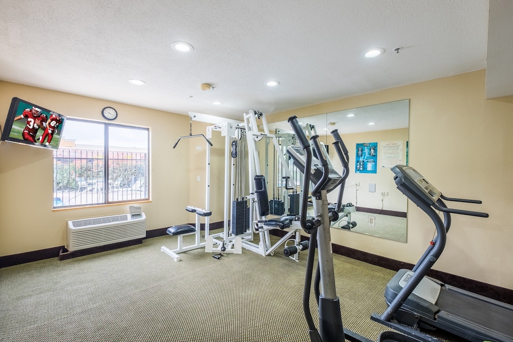 GreenTree Inn Houston IAH Airport 29/48