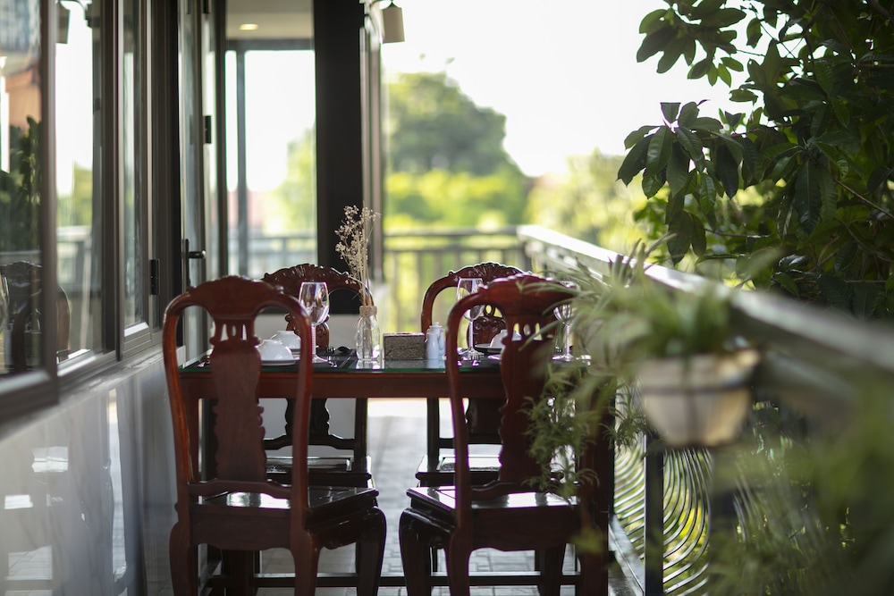 Nam Hai Hotel Hanoi 15/22