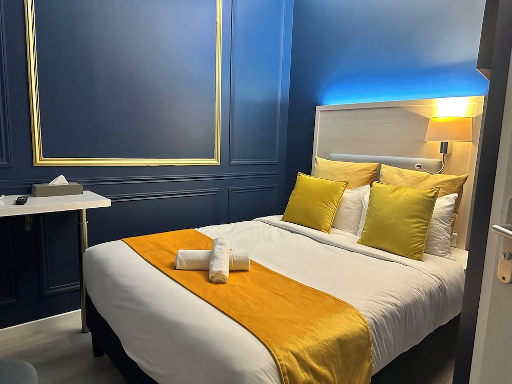 Hotel Clairefontaine 38/53