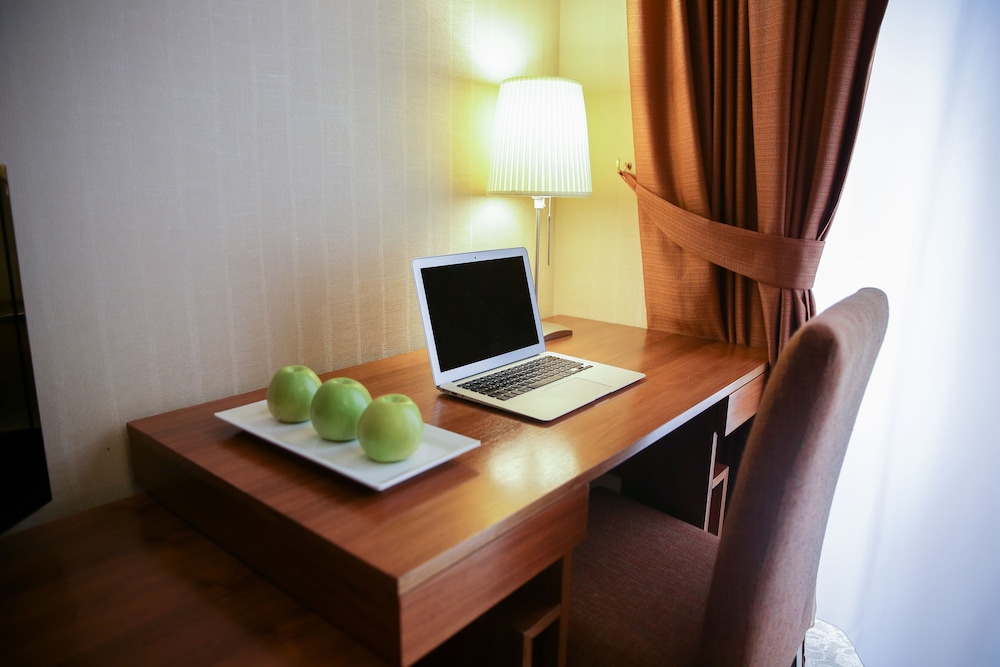 El Resort Hotel 23/50