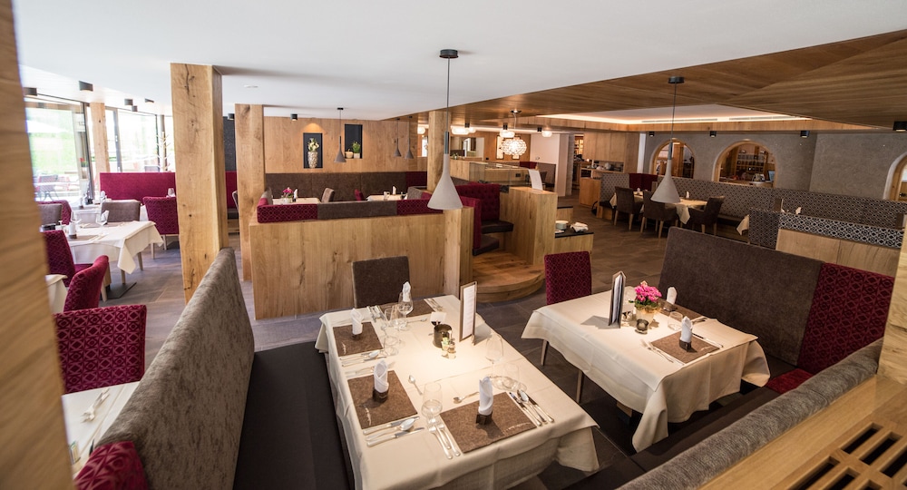 Hotel Freina 38/50
