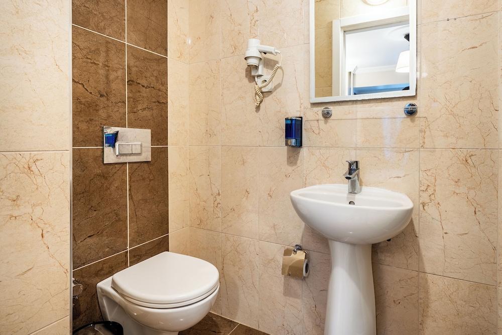 Cihangir Palace Hotel 65/69