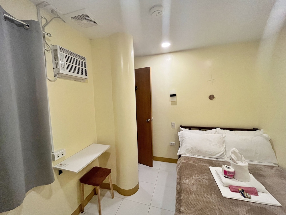 Zuric Pension Coron 54/54