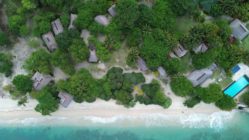 Trikora Beach Club & Resort 65/71