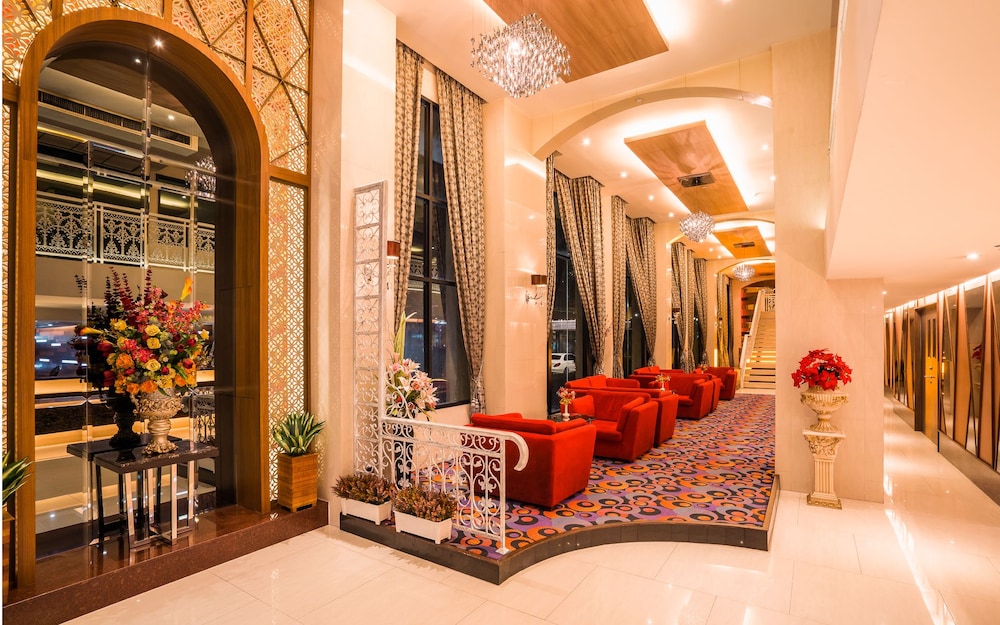 Grand Lord (Boutique) Hotel 42/59