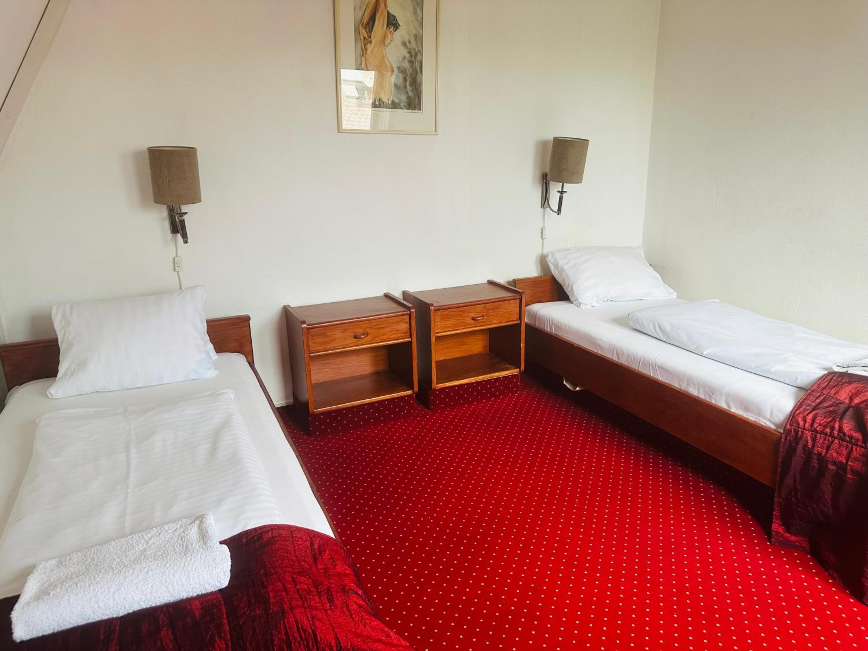 Hotel Amadeus 26/53
