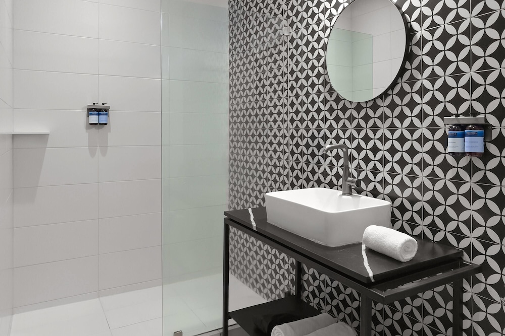 Hotel MX mas centro CDMX, Trademark Collection by Wyndham 47/49