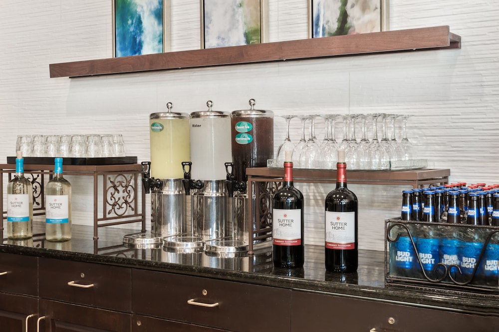 Homewood Suites by Hilton Holyoke-Springfield/North, MA 62/77