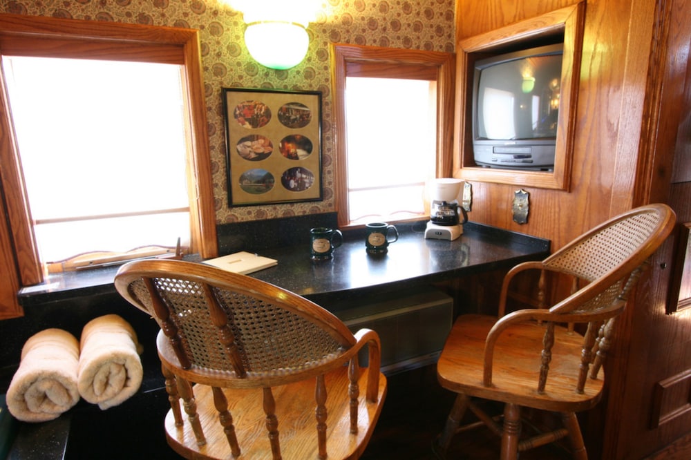 Featherbed Railroad Company 39/51