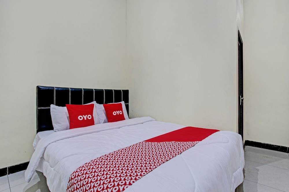 Hotel O Solo near Solo Safari formerly RR Guesthouse 34/55