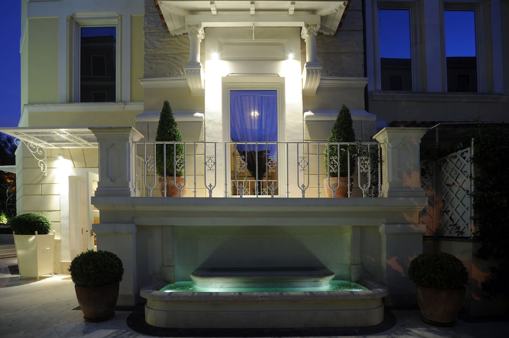 Hotel Villa Duse 6/50