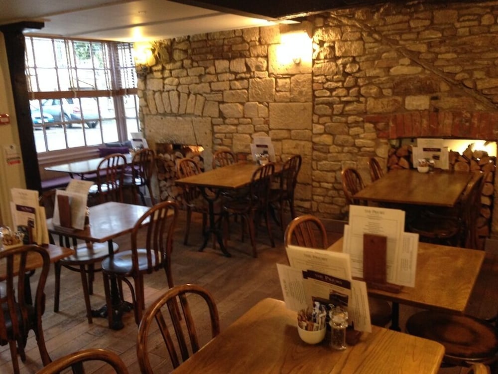The Priory Burford Bed And Breakfast 41/59