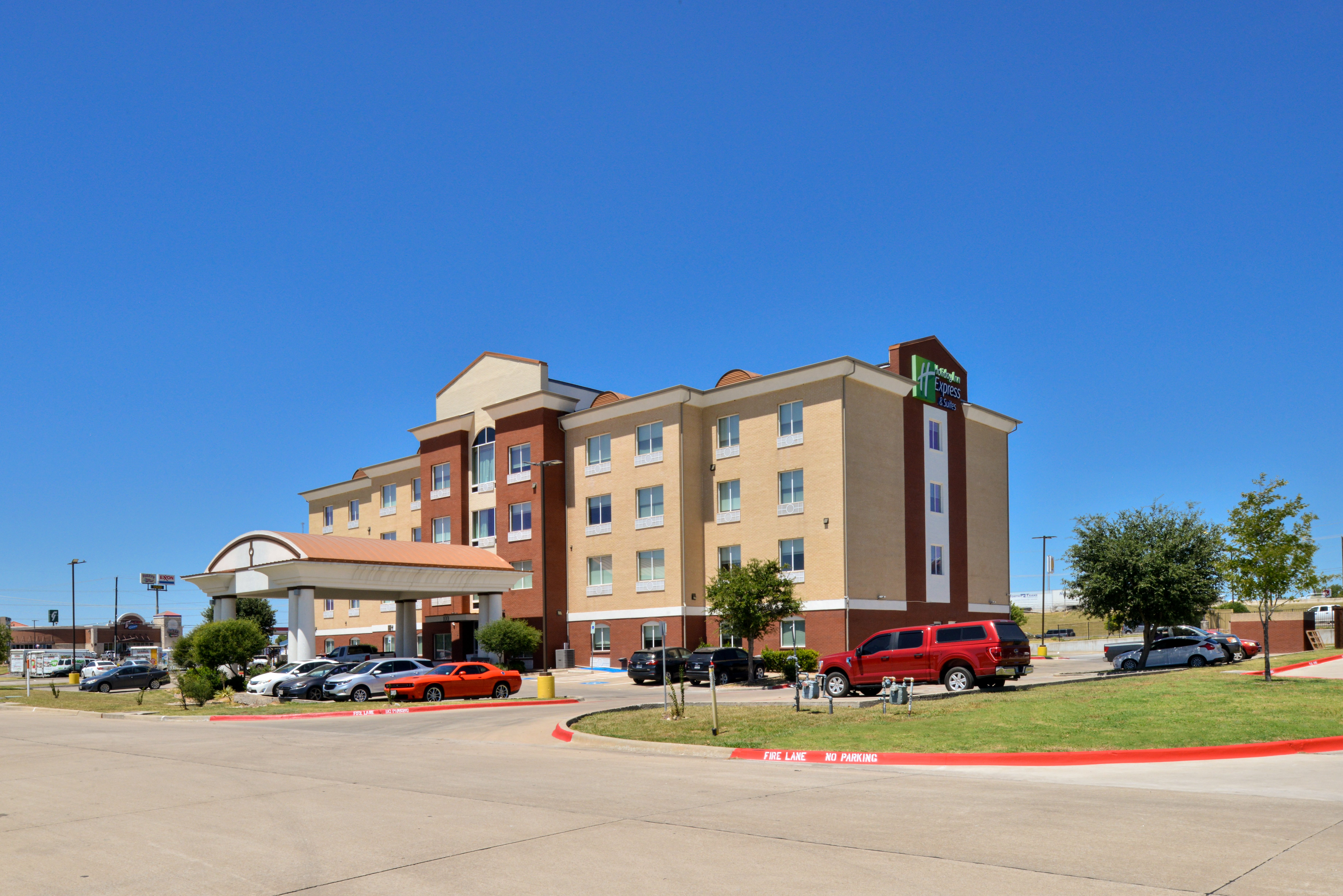 Holiday Inn Express & Suites Royse City - Rockwall, an IHG Hotel 68/70