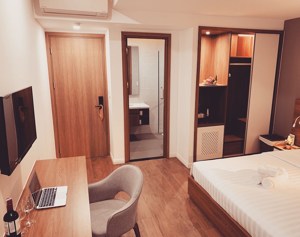 Royal Dragon Boutique Hotel 24/59