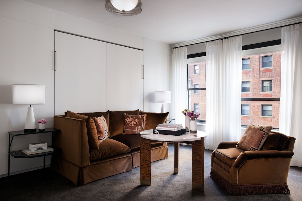 The Talbott Hotel 42/65