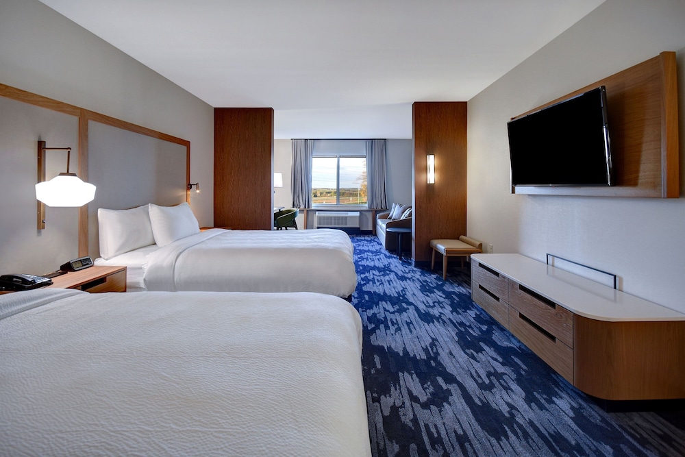 Fairfield Inn & Suites by Marriott Grand Rapids Wyoming 11/36