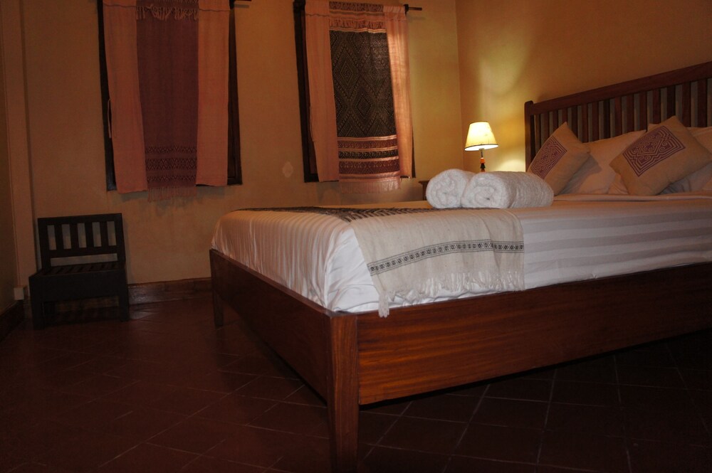 Lao Lu Lodge 13/91