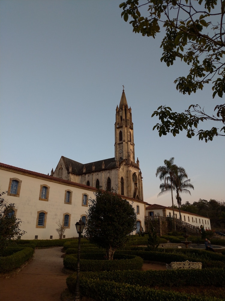 Hotel Quadrado 44/50