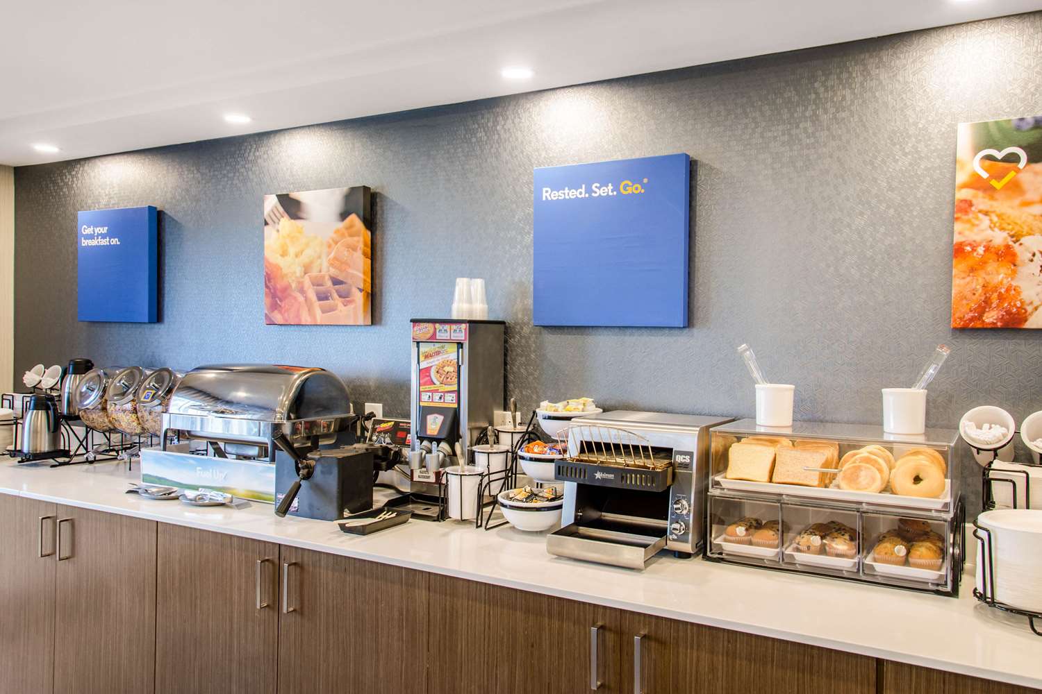 Comfort Inn Aeroport Dorval QC 14/17