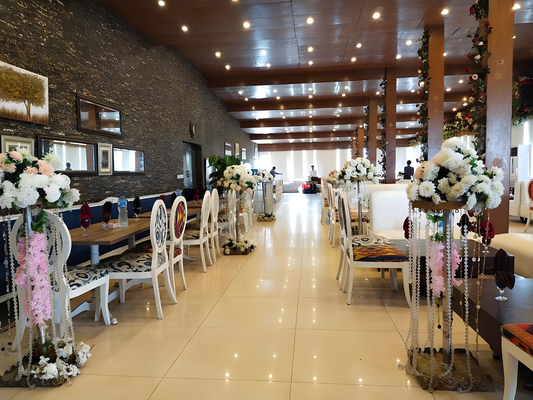 Maisonette Hotels Resorts Lahore 24/28