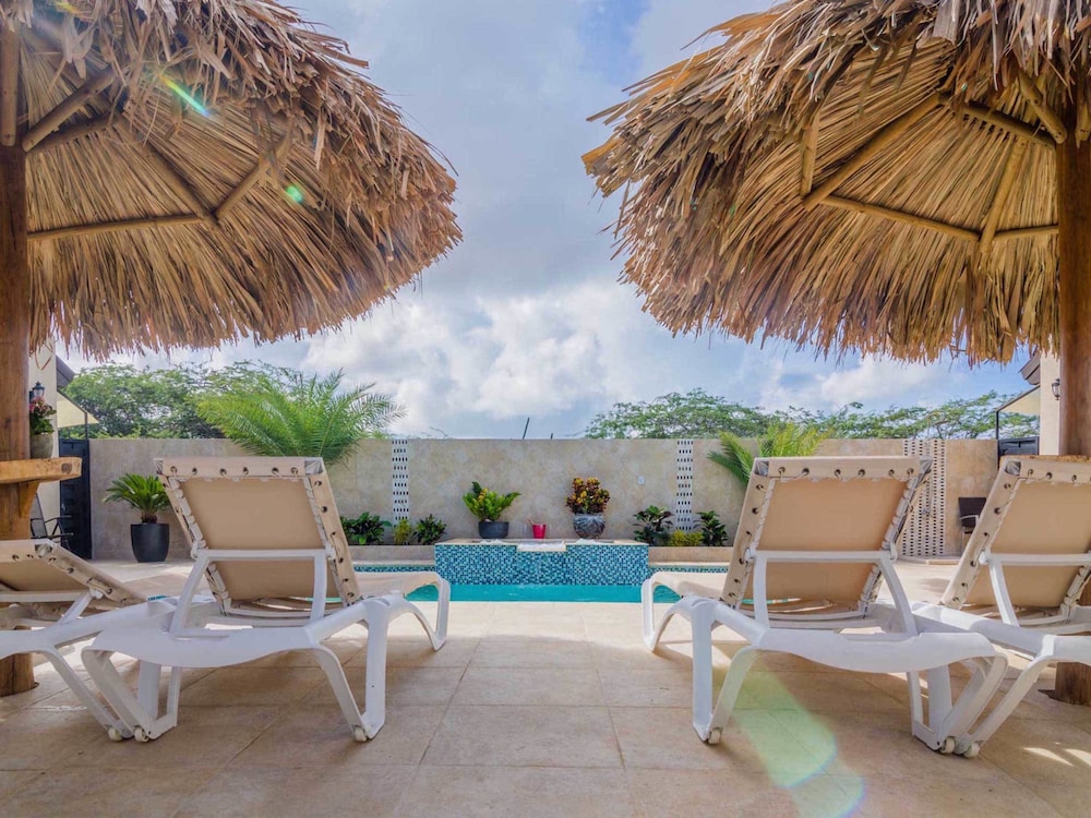 Golden Villas Aruba 42/54