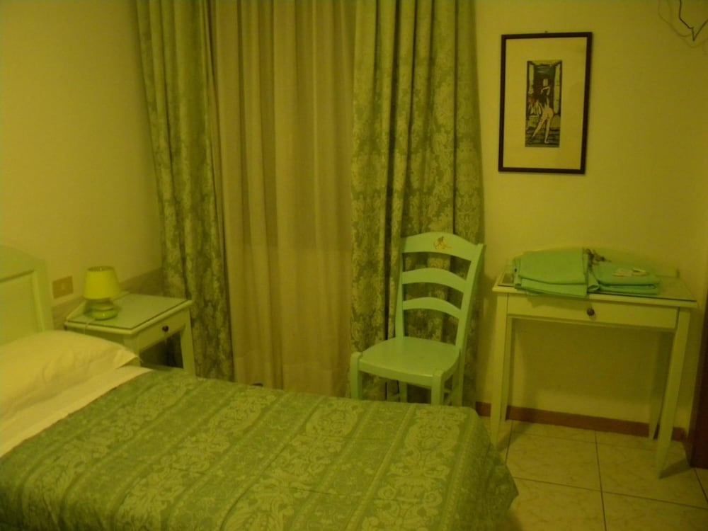 Hotel Adua 39/62