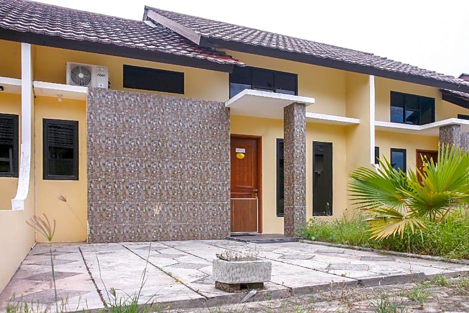 OYO 3438 Pasir Padi Inn Syariah 1/21