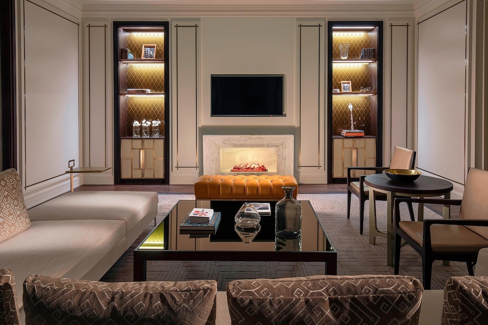 THE ST. REGIS ASTANA 42/62