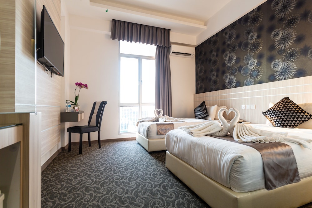 THE REED HOTEL MELAKA – Formerly E-Red Hotel Melaka 26/52