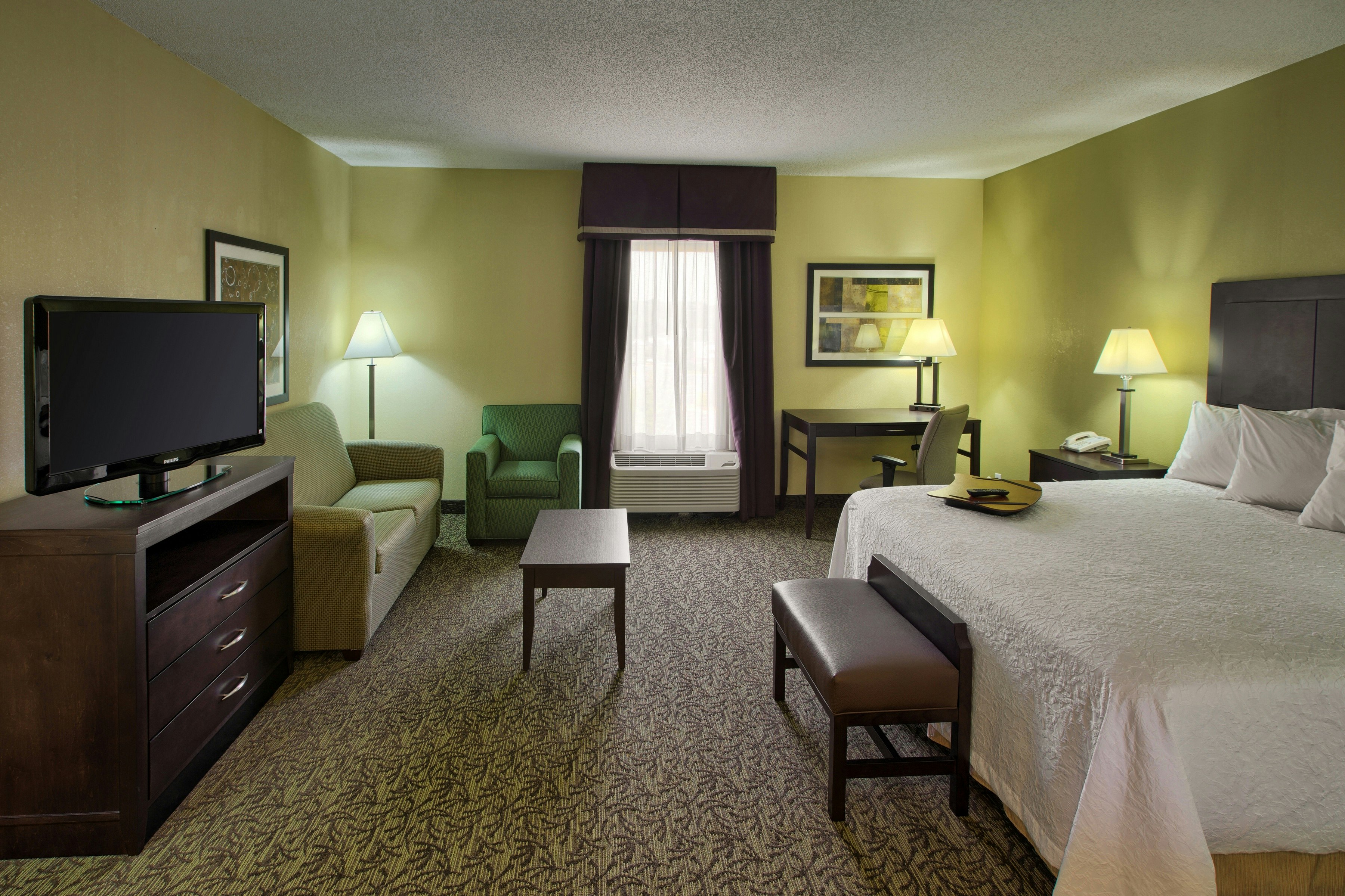 Study, King Bed، Hampton Inn Mebane 2/2