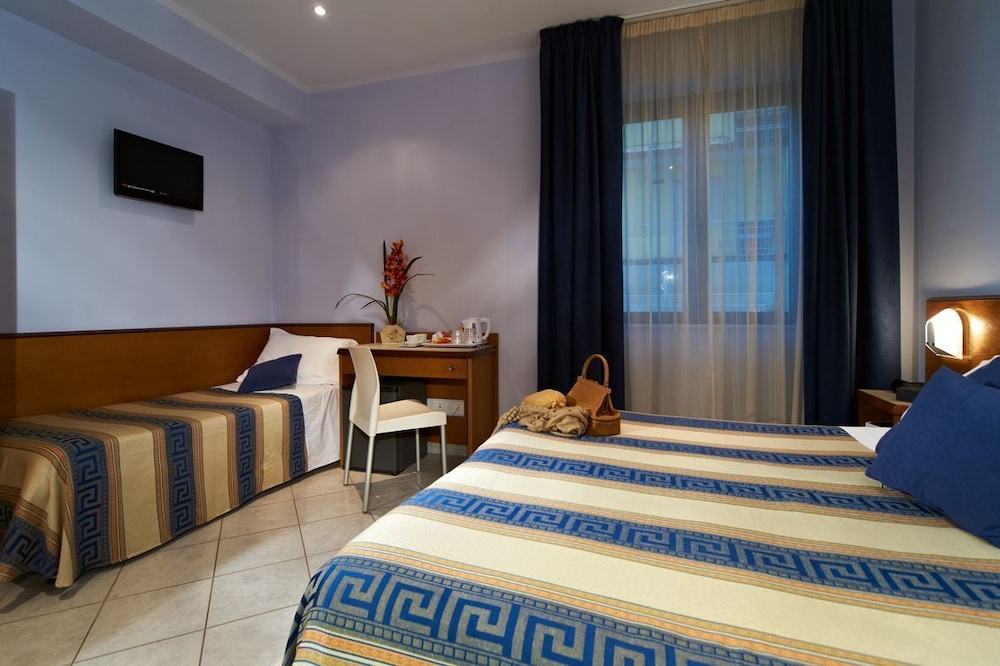 Hotel Sirio 6/44