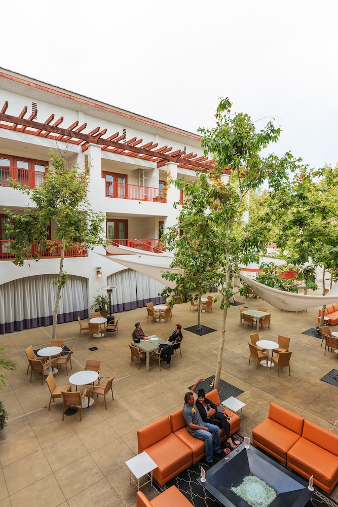 Hotel Casa 425 62/68