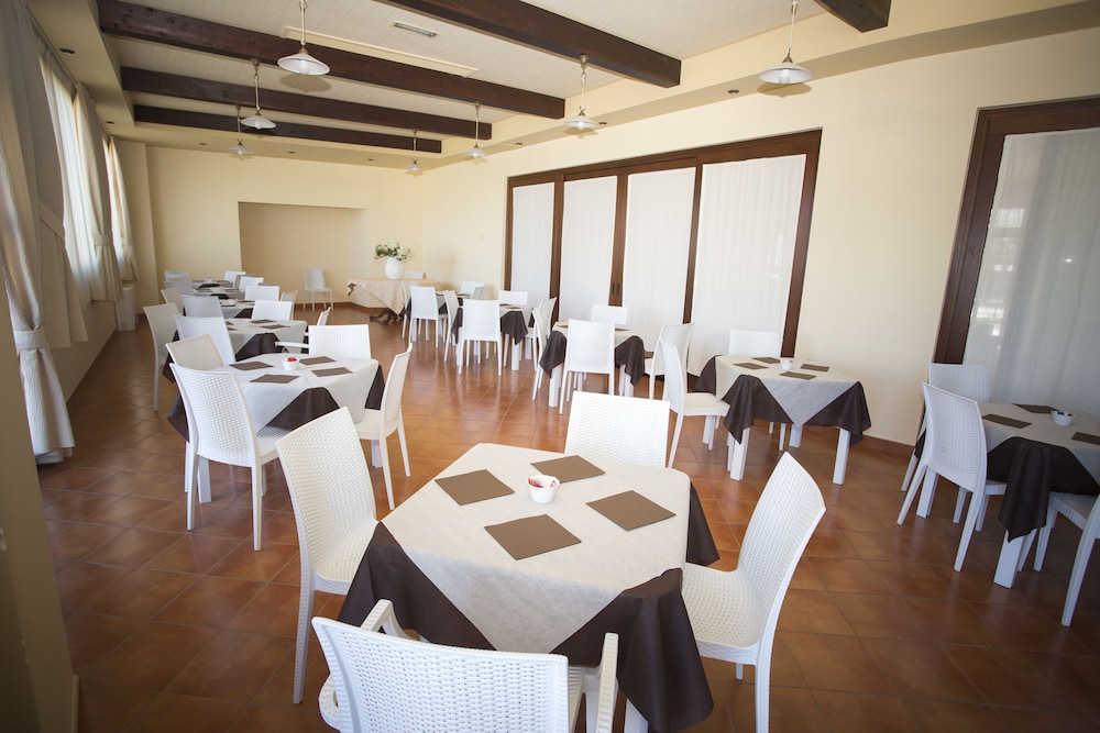 Hotel Relais Antica Masseria 62/72