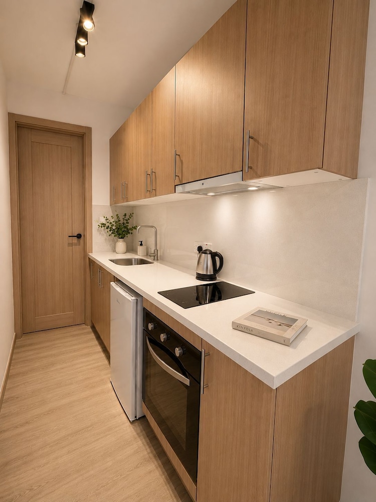 Valentinos Apartments photo5