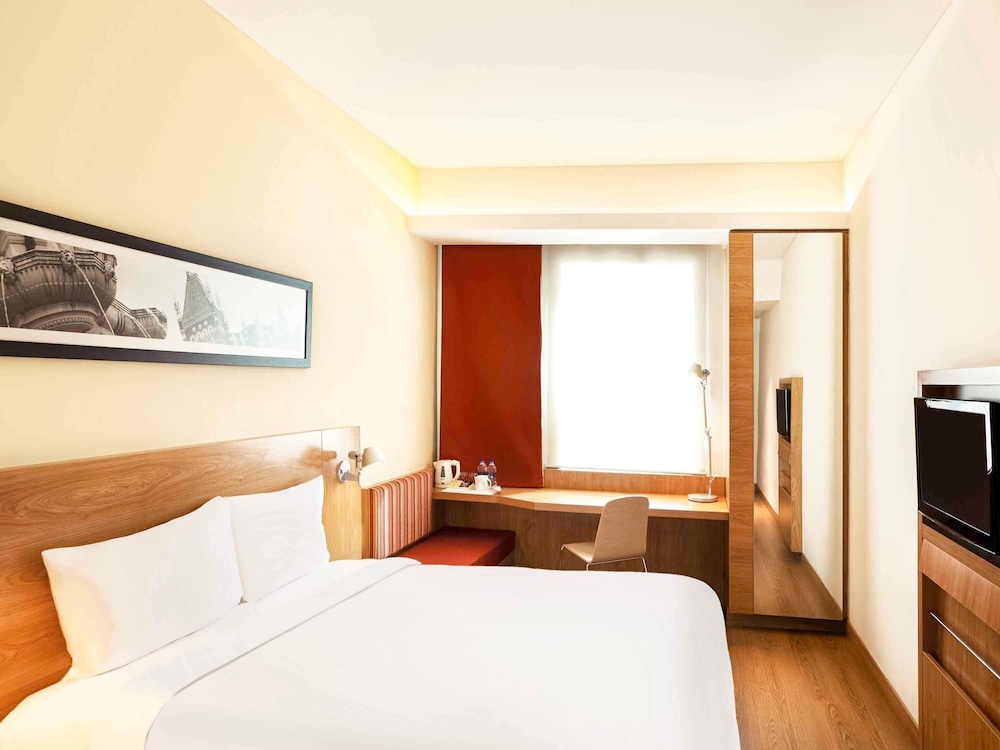ibis Navi Mumbai 20/75