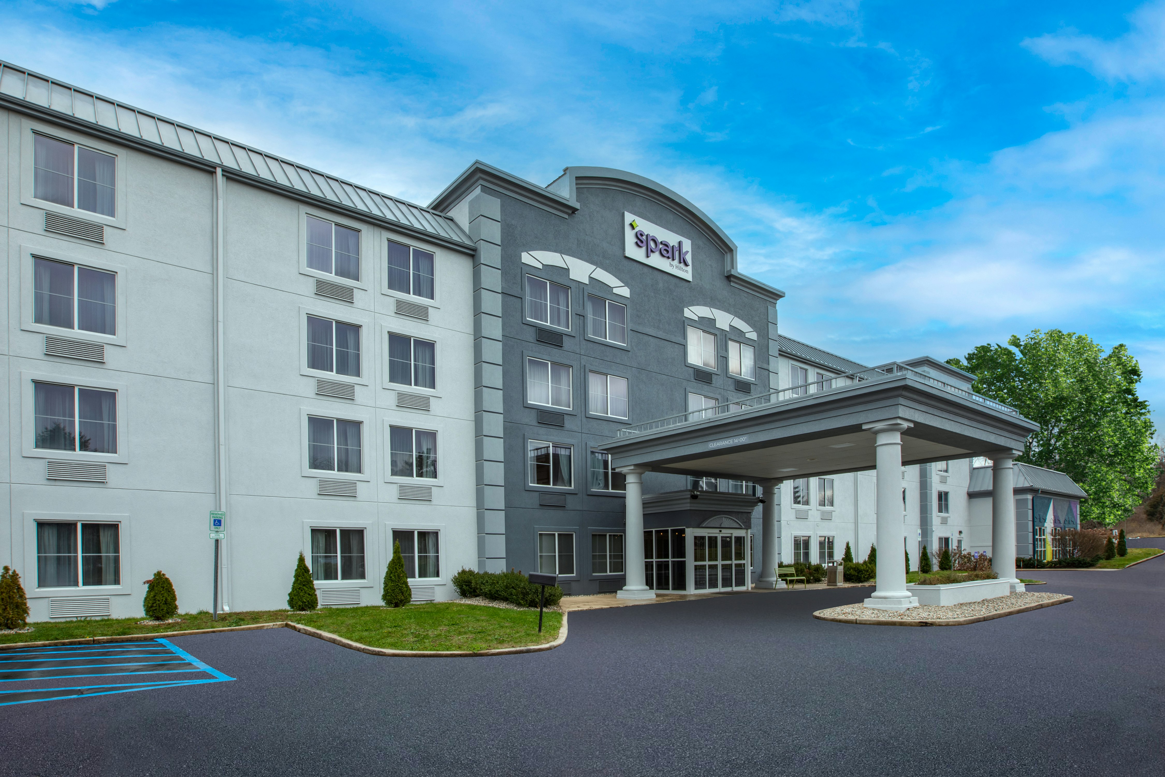 Spark by Hilton Walker Grand Rapids North in GRAND RAPIDS - MI