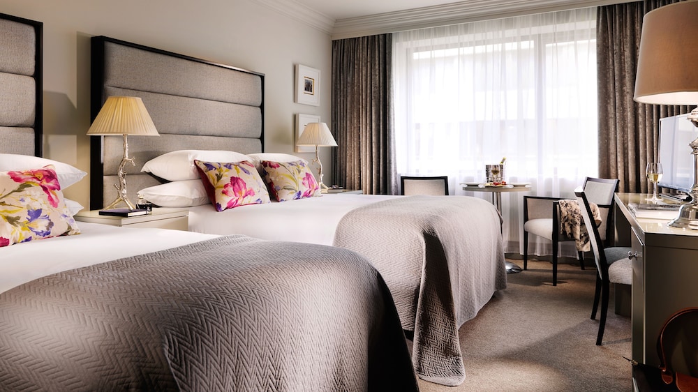 The Connacht Hotel 29/49