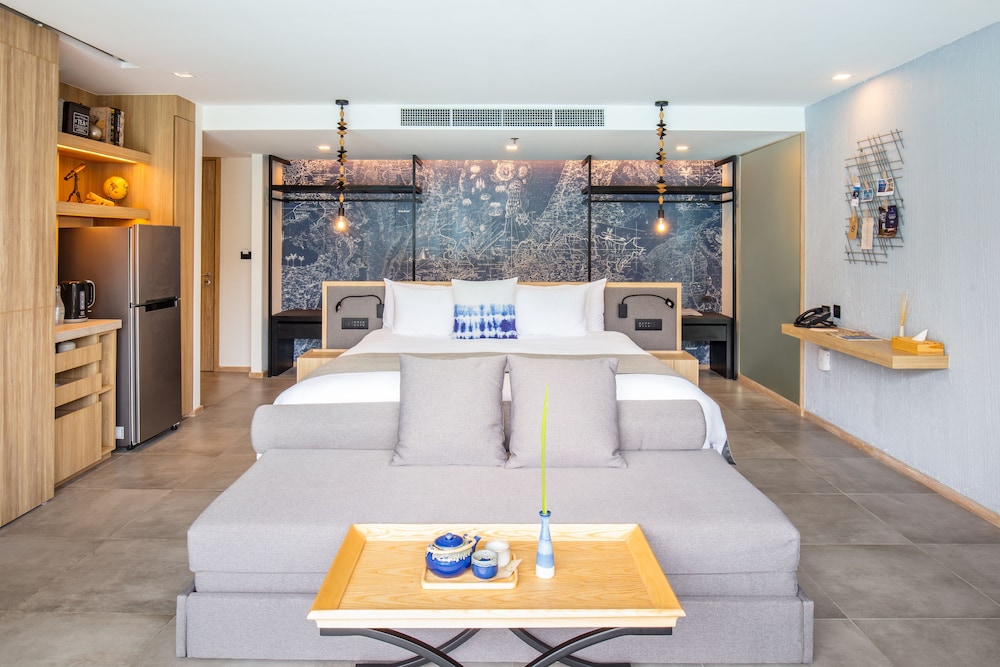 La Vela Khao Lak 6/50