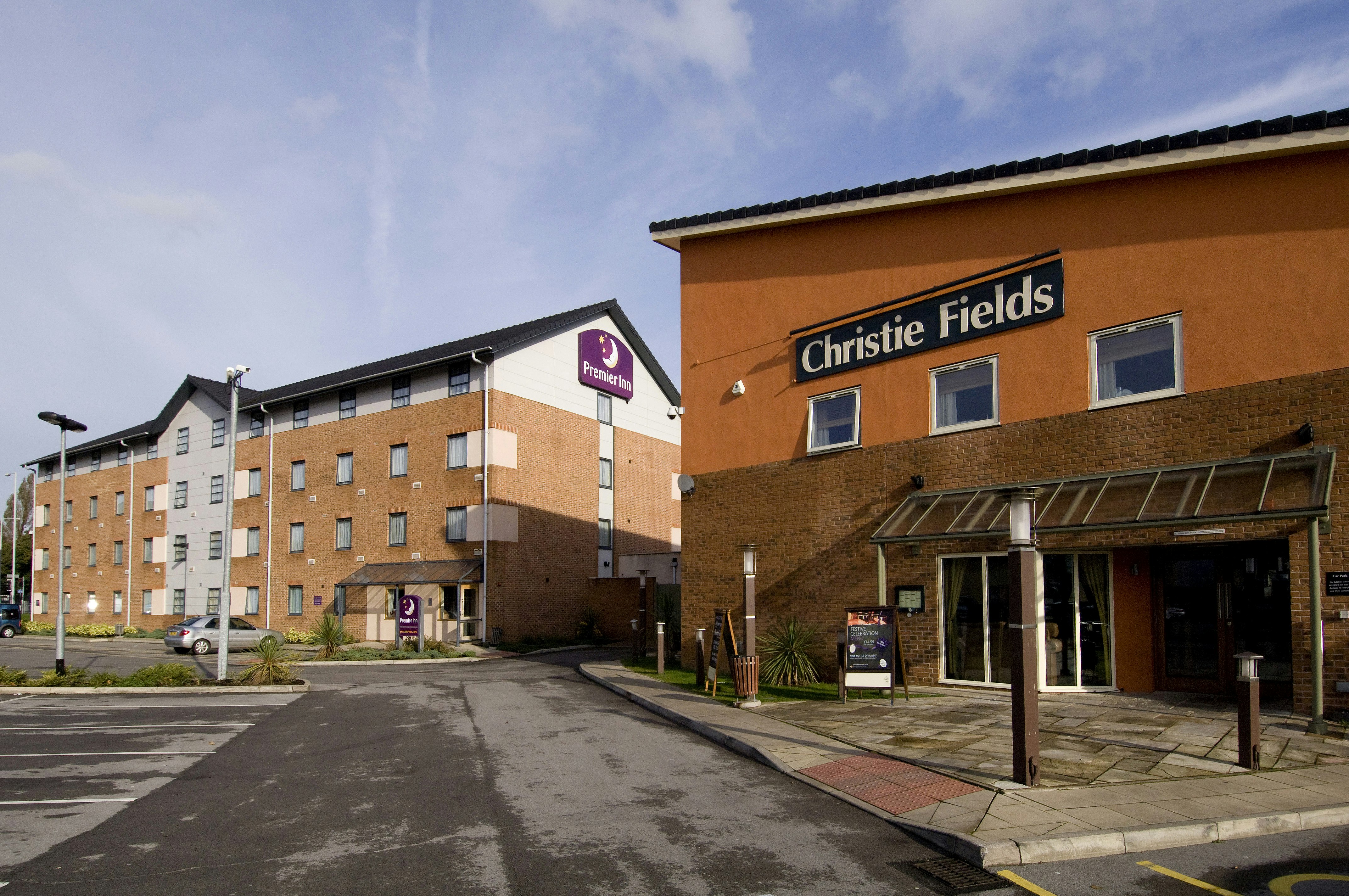 Premier Inn Manchester West Didsbury 23/26