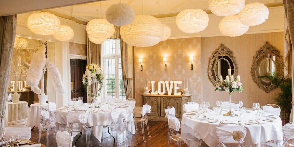 Falcon Manor Hotel 28/49