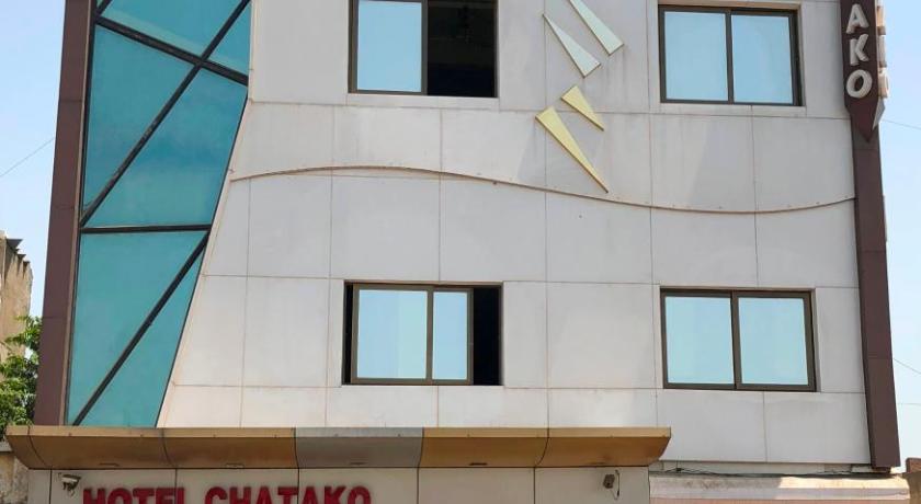 Chatako Hotel 1/48